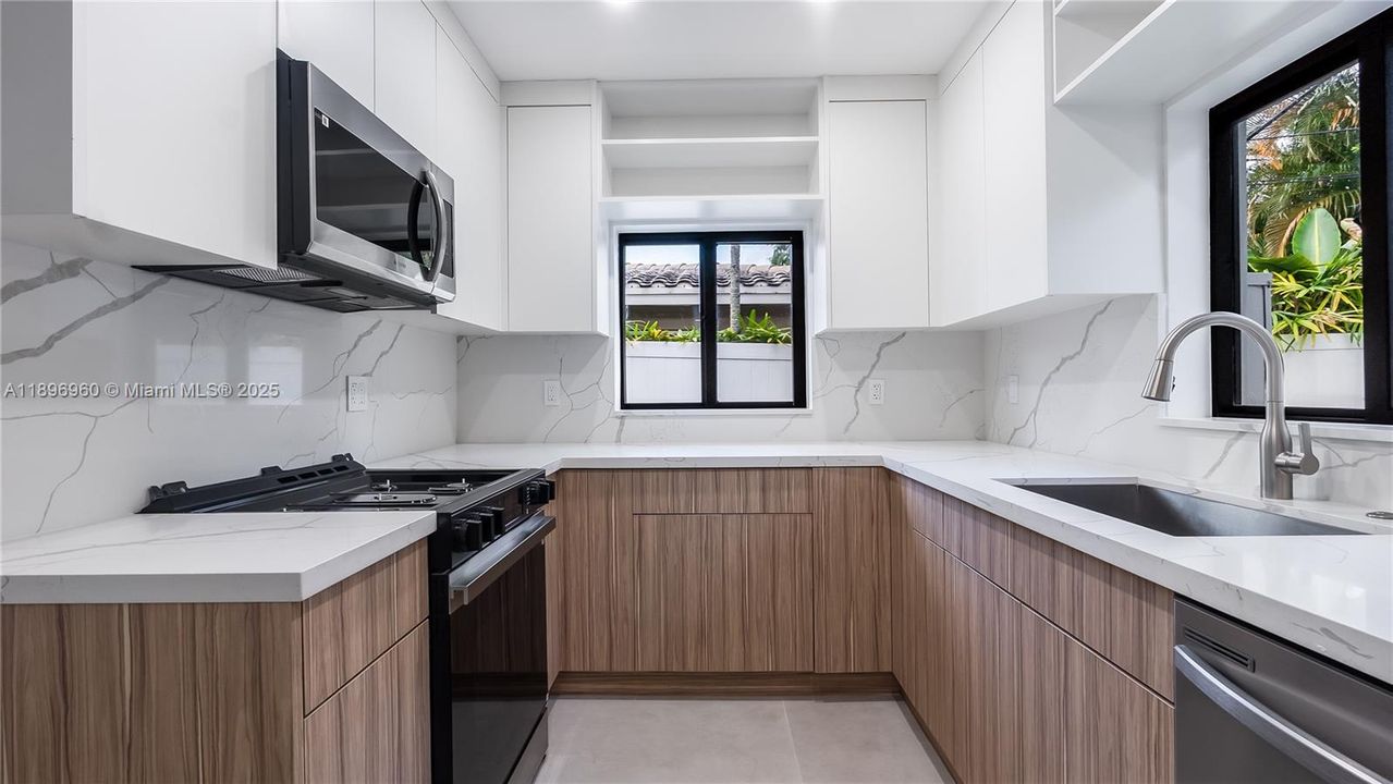 For Sale: $730,000 (3 beds, 2 baths, 1818 Square Feet)