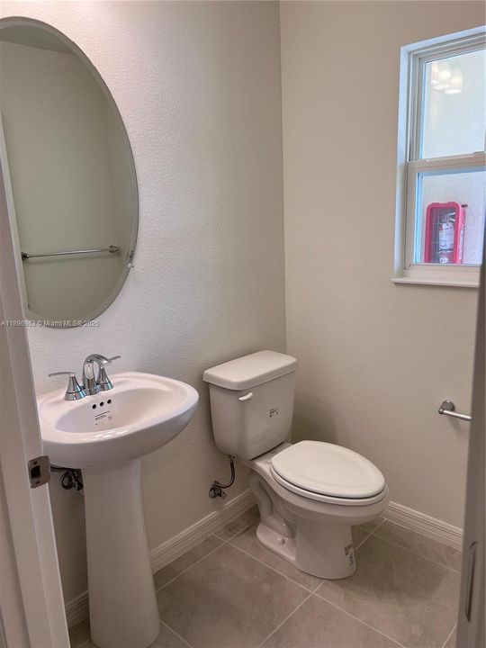 В аренду: $1,875 (3 спален, 2 ванн, 0 Квадратных фут)