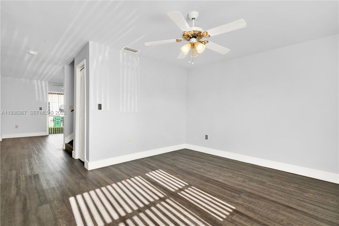 出租: $2,650 (3 贝兹, 2 浴室, 2634 平方英尺)