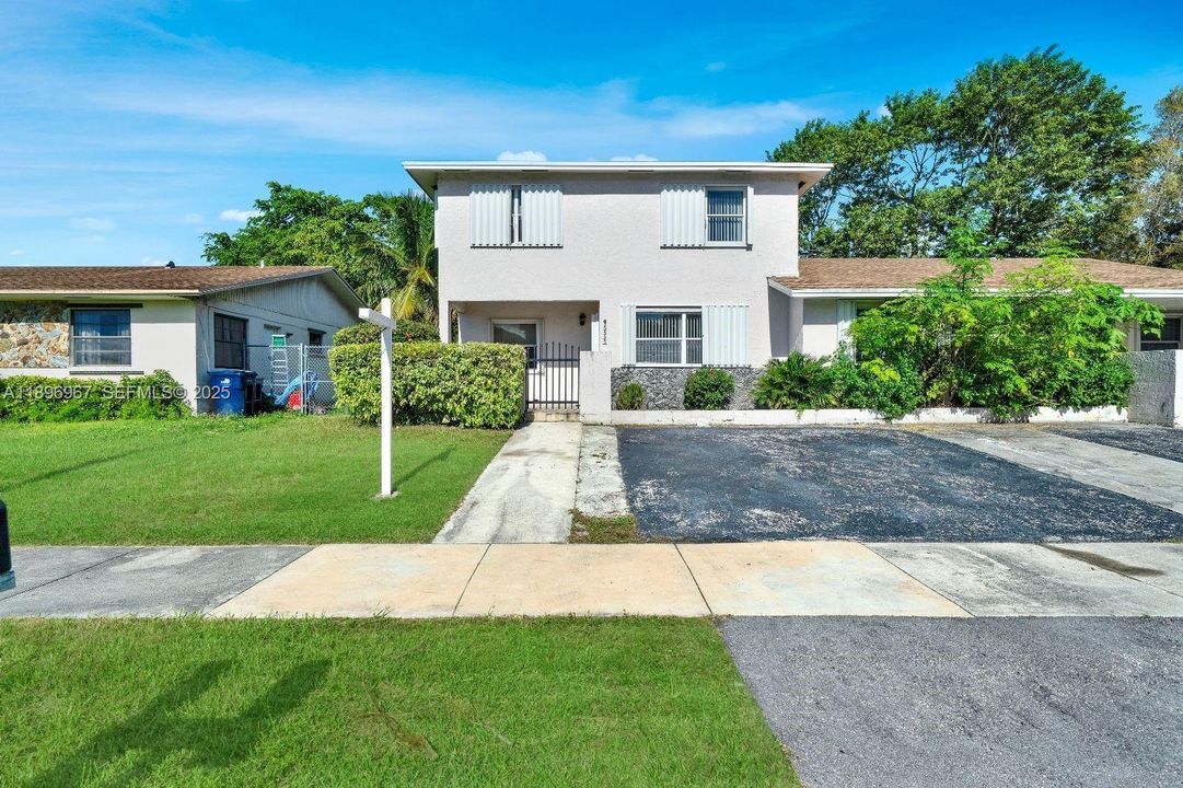 出租: $2,650 (3 贝兹, 2 浴室, 2634 平方英尺)