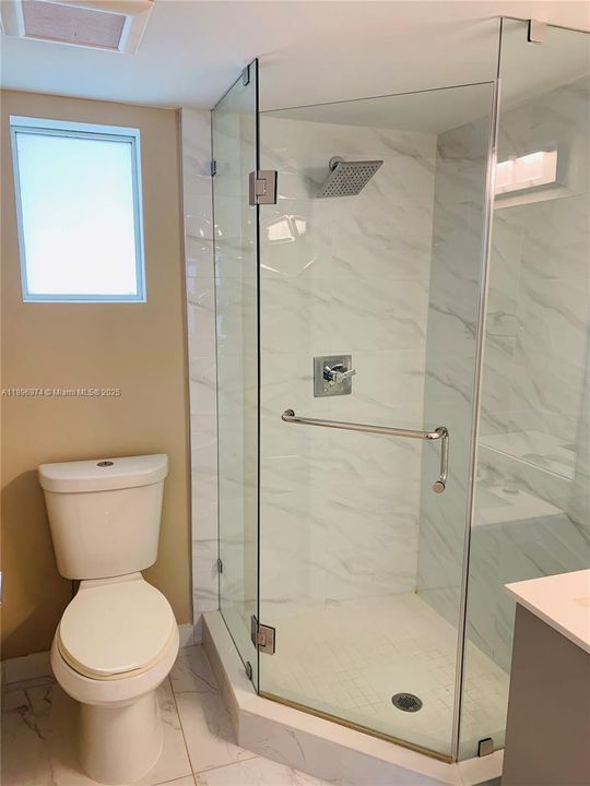 Active With Contract: $1,900 (1 beds, 1 baths, 6634 Square Feet)