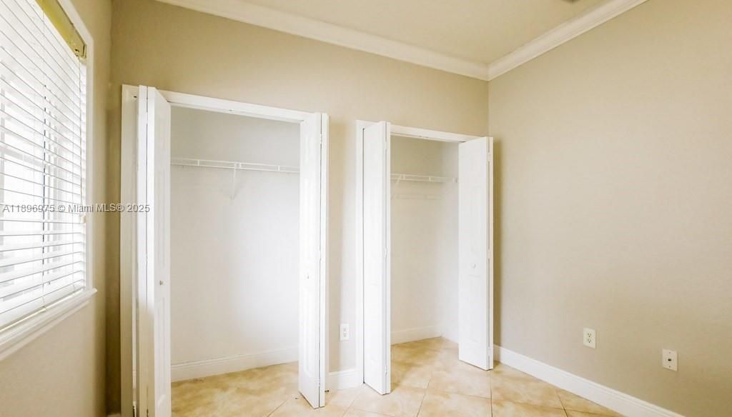 Recently Rented: $2,465 (4 beds, 3 baths, 1857 Square Feet)