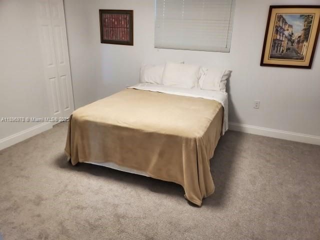 Active With Contract: $920,000 (5 beds, 3 baths, 3038 Square Feet)