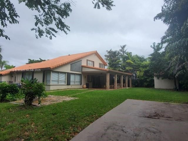 Active With Contract: $920,000 (5 beds, 3 baths, 3038 Square Feet)