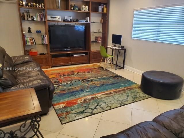 Active With Contract: $920,000 (5 beds, 3 baths, 3038 Square Feet)