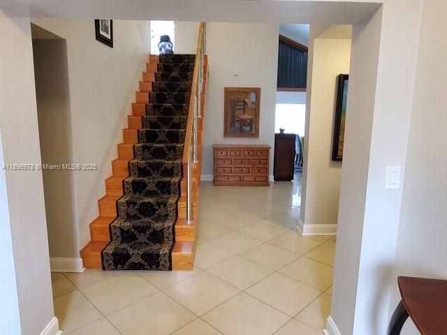 Active With Contract: $920,000 (5 beds, 3 baths, 3038 Square Feet)