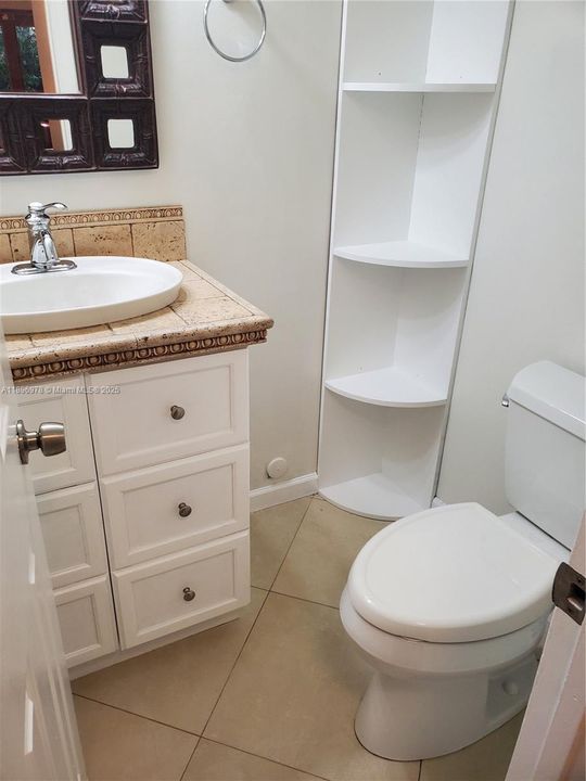 Active With Contract: $920,000 (5 beds, 3 baths, 3038 Square Feet)