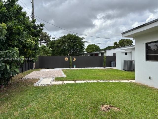 Active With Contract: $699,900 (4 beds, 2 baths, 1670 Square Feet)