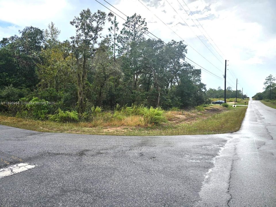 En Venta: $18,900 (0.51 acres)