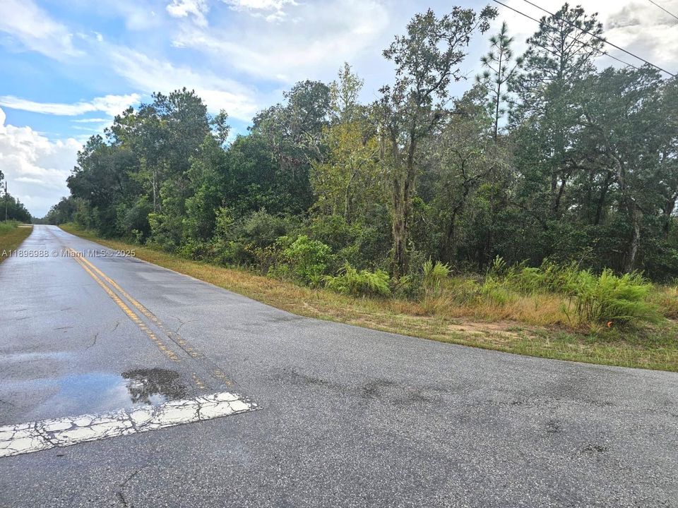 En Venta: $18,900 (0.51 acres)