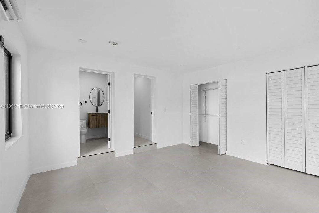 На продажу: $678,987 (3 спален, 3 ванн, 1256 Квадратных фут)