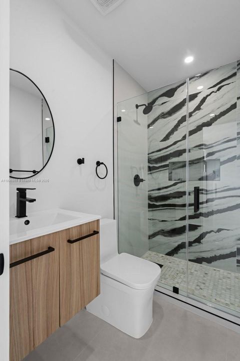 На продажу: $678,987 (3 спален, 3 ванн, 1256 Квадратных фут)