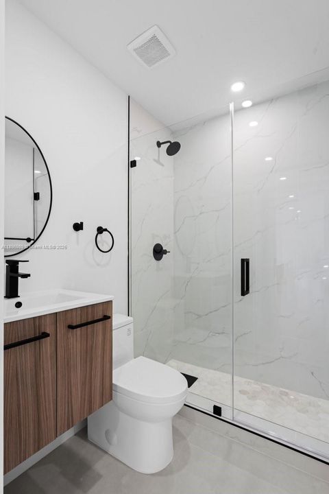 На продажу: $678,987 (3 спален, 3 ванн, 1256 Квадратных фут)