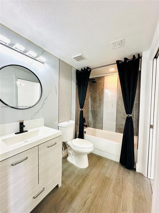 待售: $199,900 (2 贝兹, 2 浴室, 0 平方英尺)