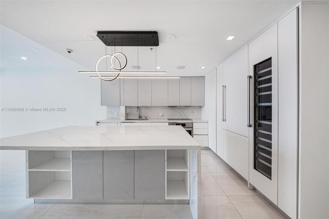 Recently Rented: $5,300 (3 beds, 2 baths, 1336 Square Feet)