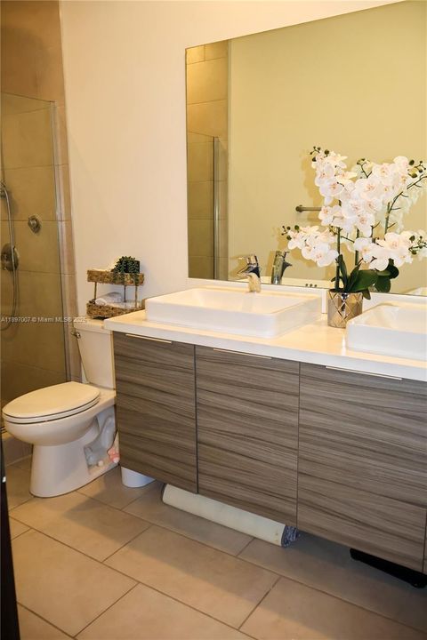 En Venta: $570,000 (3 camas, 2 baños, 1743 Pies cuadrados)