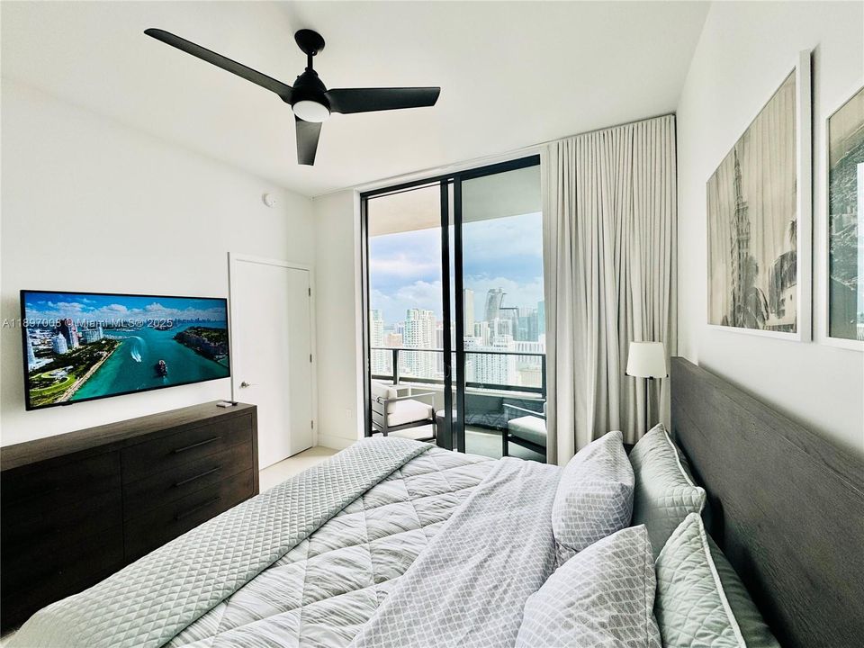 For Rent: $4,900 (1 beds, 1 baths, 505 Square Feet)