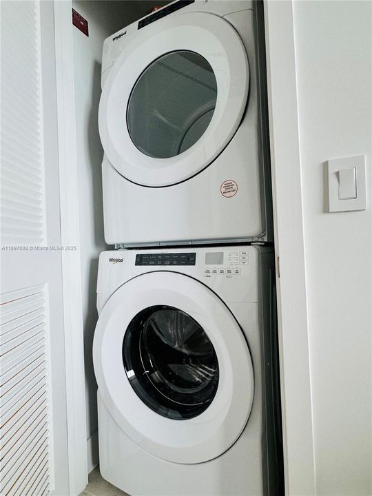 For Rent: $4,900 (1 beds, 1 baths, 505 Square Feet)