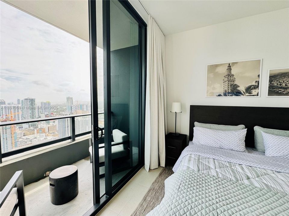 For Rent: $4,900 (1 beds, 1 baths, 505 Square Feet)