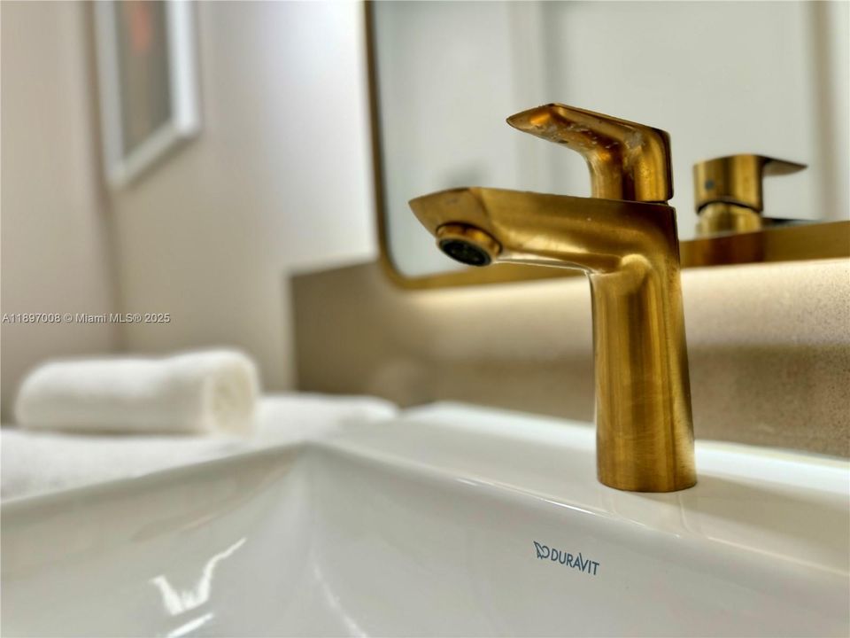 For Rent: $4,900 (1 beds, 1 baths, 505 Square Feet)