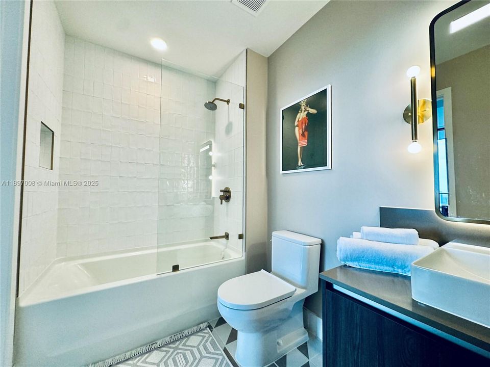 For Rent: $4,900 (1 beds, 1 baths, 505 Square Feet)