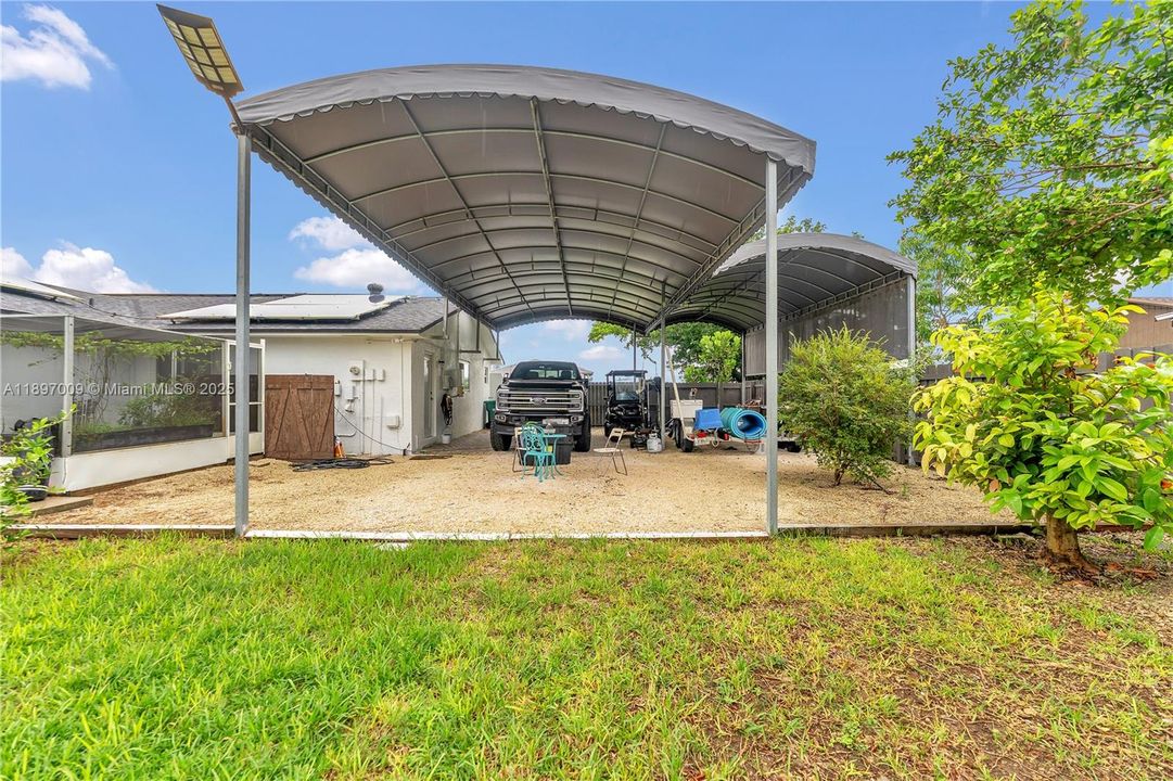 Recently Sold: $719,900 (4 beds, 3 baths, 1628 Square Feet)