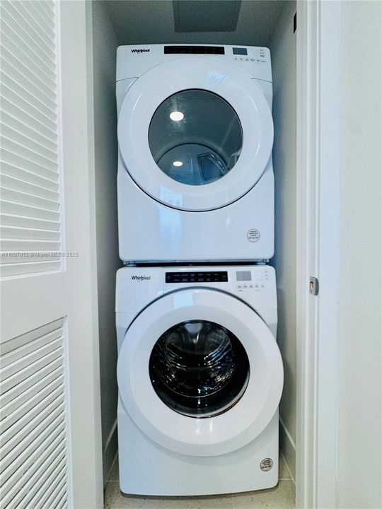 For Rent: $4,500 (1 beds, 1 baths, 540 Square Feet)