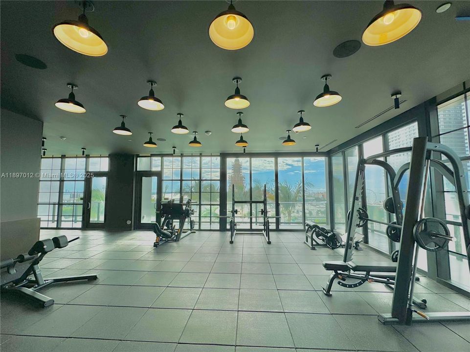 For Rent: $4,500 (1 beds, 1 baths, 540 Square Feet)