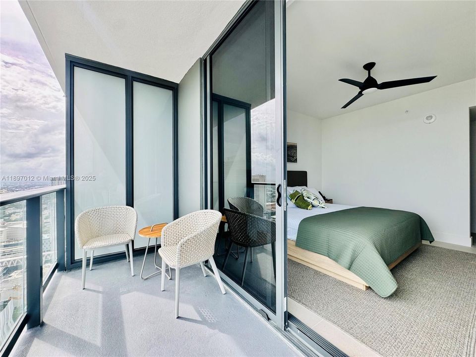 For Rent: $4,500 (1 beds, 1 baths, 540 Square Feet)