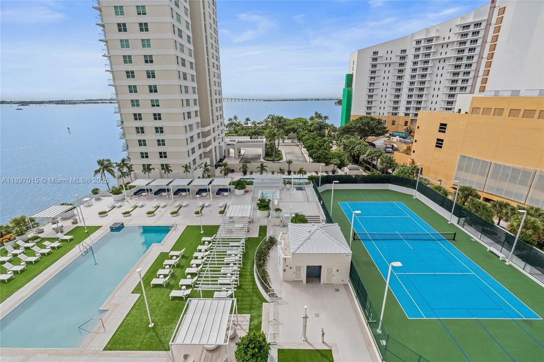 Recently Rented: $2,750 (1 beds, 1 baths, 735 Square Feet)