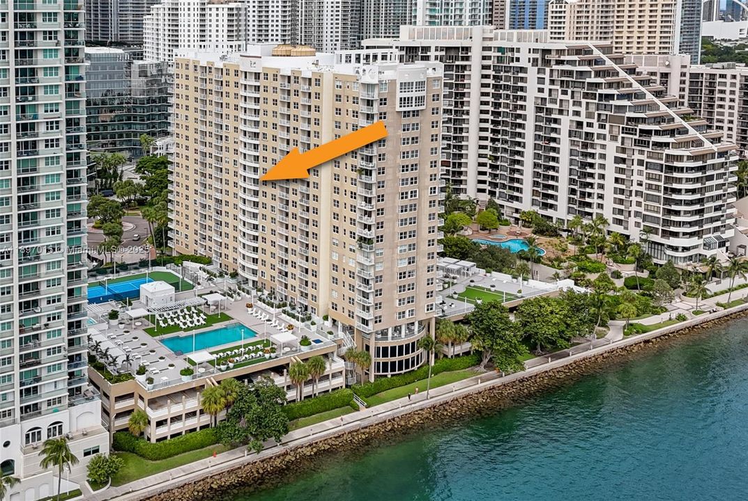 Recently Rented: $2,750 (1 beds, 1 baths, 735 Square Feet)