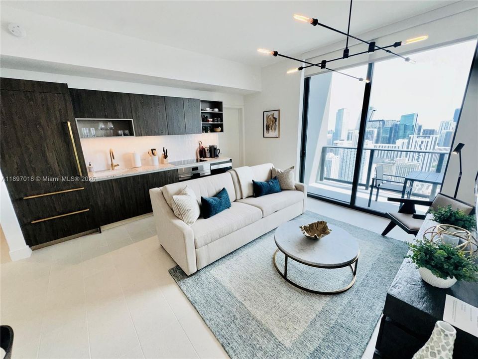 For Rent: $6,200 (2 beds, 2 baths, 837 Square Feet)