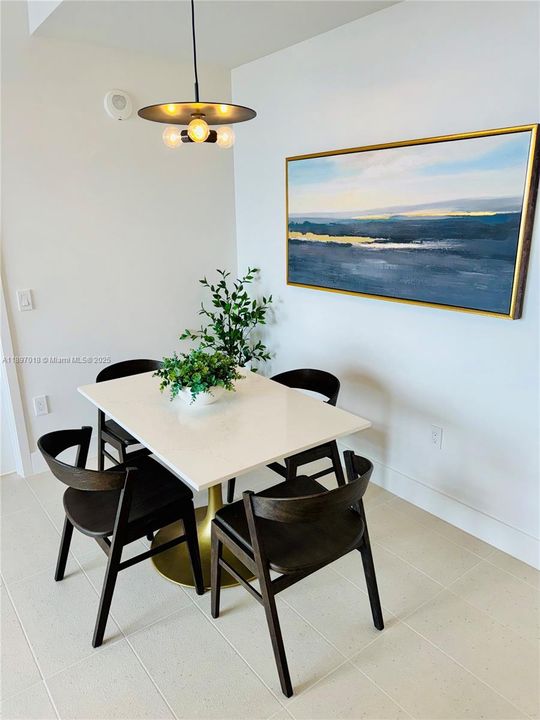 For Rent: $6,200 (2 beds, 2 baths, 837 Square Feet)