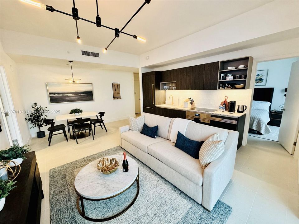 For Rent: $6,200 (2 beds, 2 baths, 837 Square Feet)