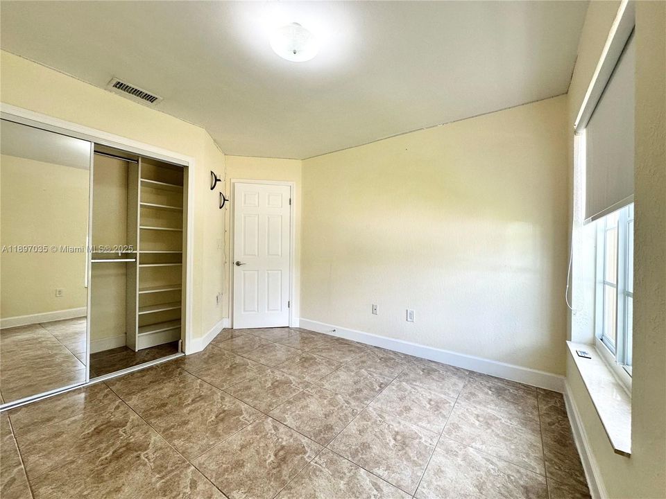 最近租的: $3,600 (3 贝兹, 2 浴室, 1552 平方英尺)