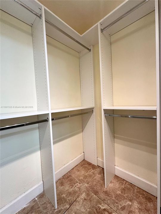 最近租的: $3,600 (3 贝兹, 2 浴室, 1552 平方英尺)