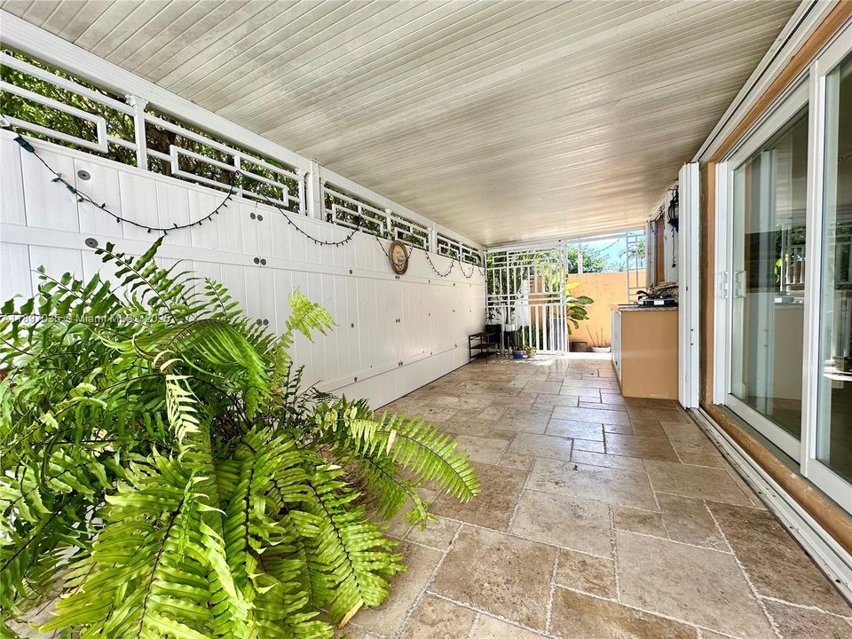 最近租的: $3,600 (3 贝兹, 2 浴室, 1552 平方英尺)