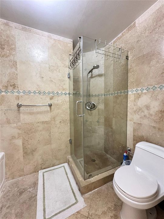 最近租的: $3,600 (3 贝兹, 2 浴室, 1552 平方英尺)