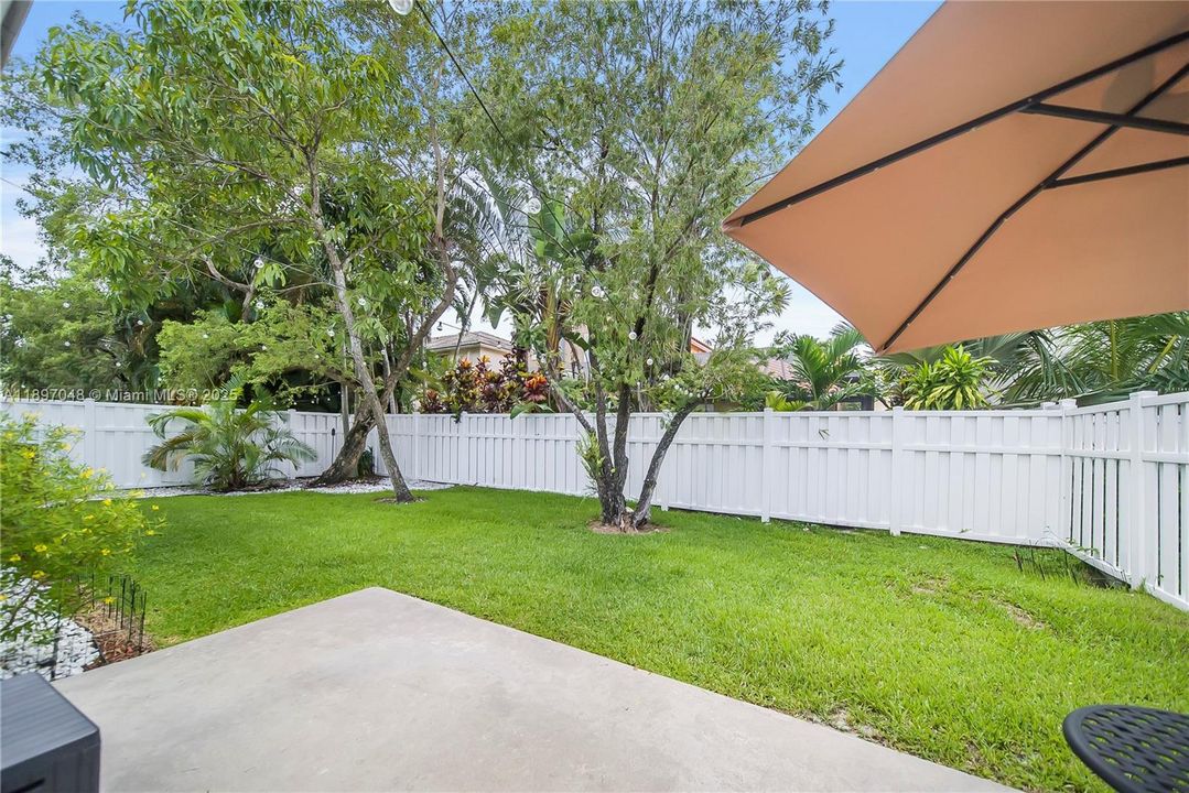 Недавно арендовано: $3,900 (3 спален, 2 ванн, 1806 Квадратных фут)