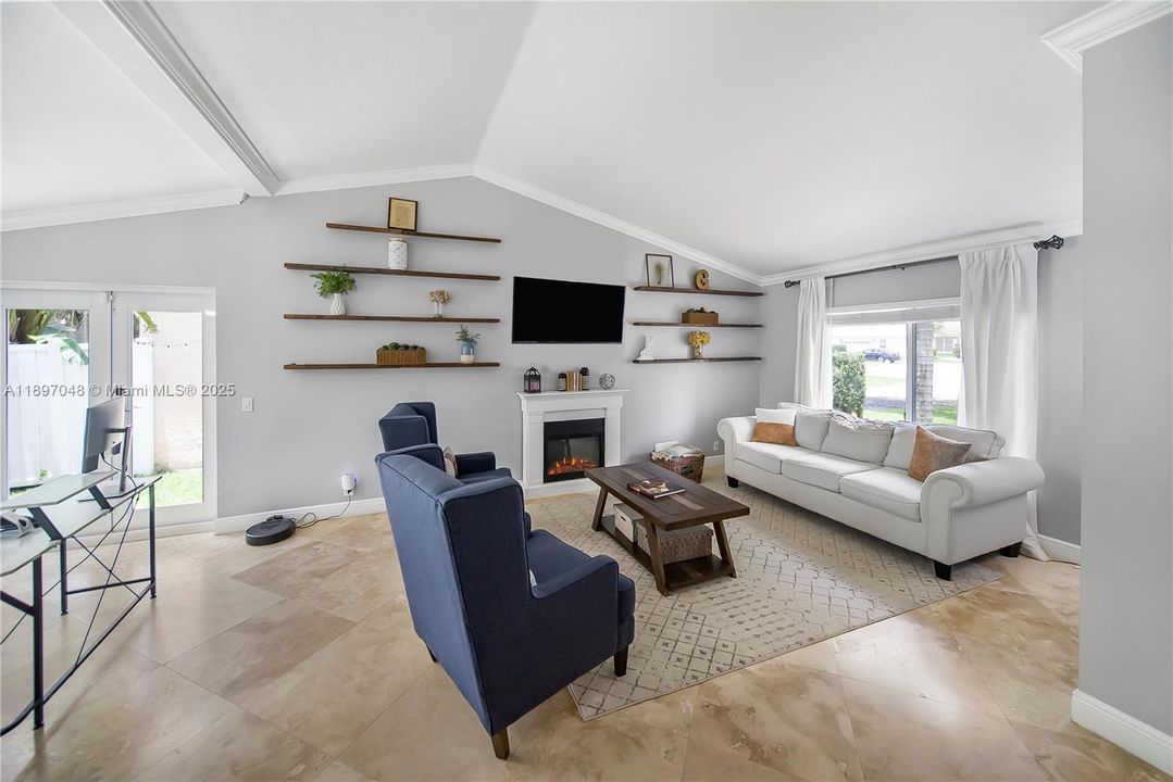 Недавно арендовано: $3,900 (3 спален, 2 ванн, 1806 Квадратных фут)