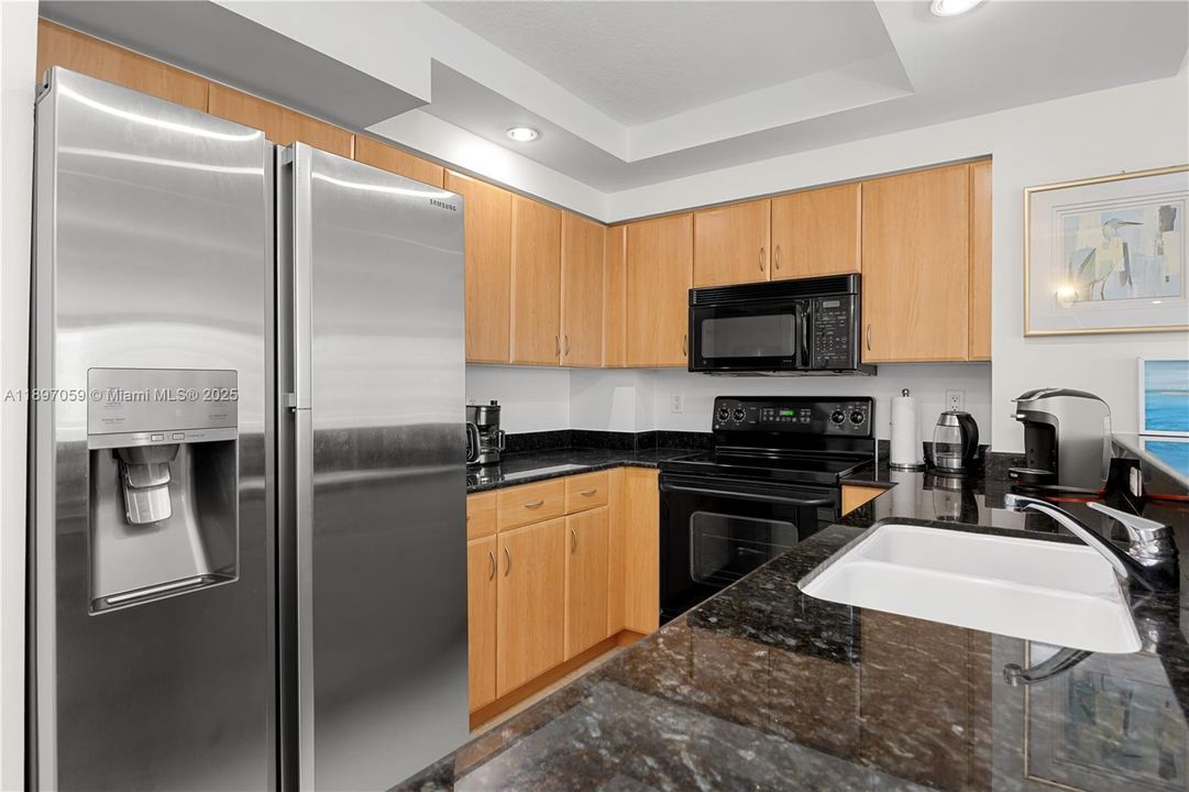 For Rent: $5,800 (2 beds, 2 baths, 1238 Square Feet)