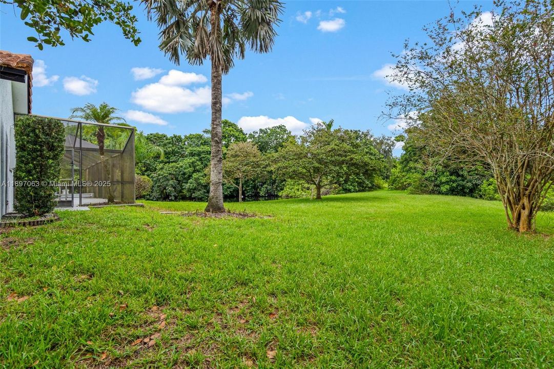 For Sale: $899,900 (3 beds, 3 baths, 1939 Square Feet)