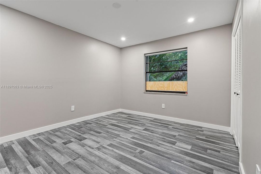 For Sale: $899,900 (3 beds, 3 baths, 1939 Square Feet)