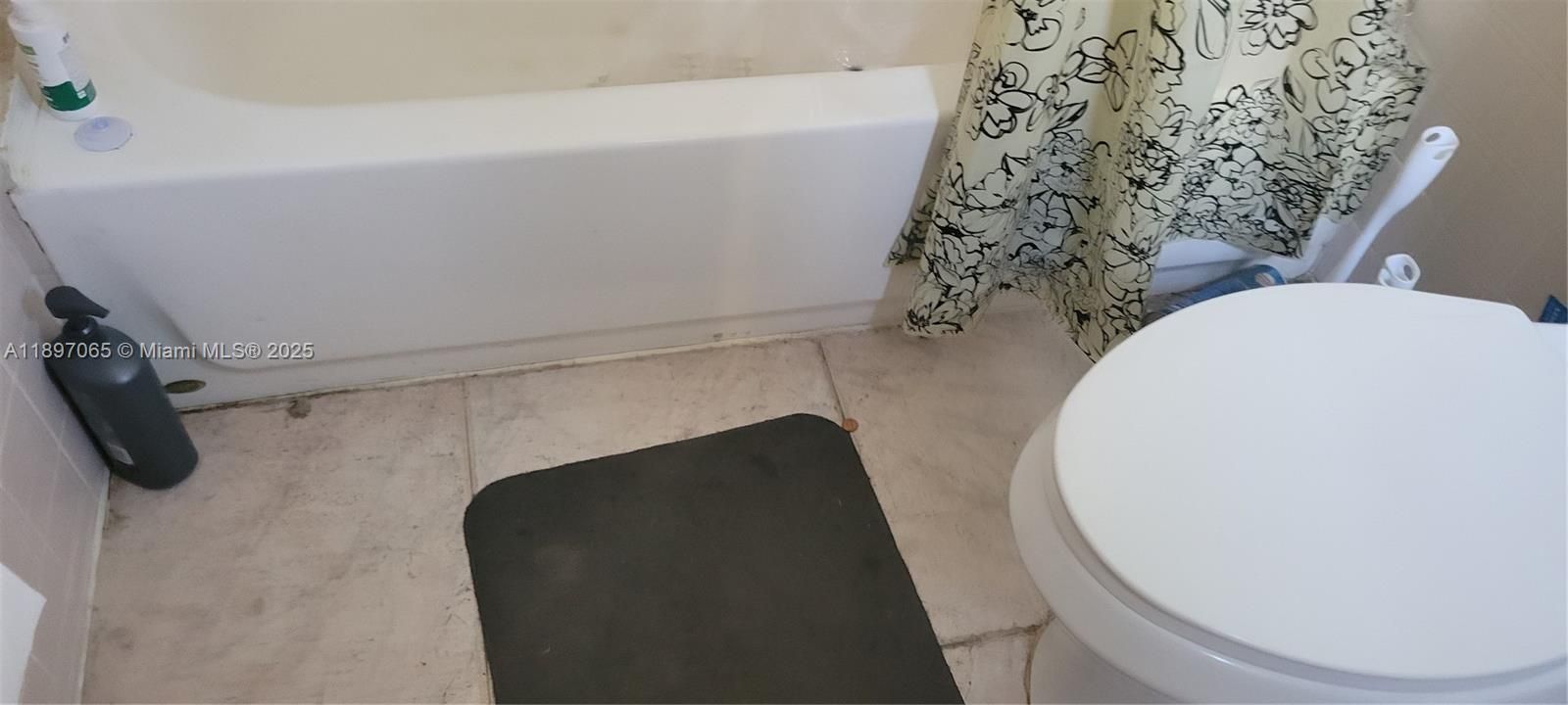 Active With Contract: $449,999 (3 beds, 2 baths, 1200 Square Feet)