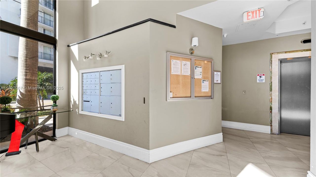 En Venta: $420,000 (2 camas, 2 baños, 873 Pies cuadrados)