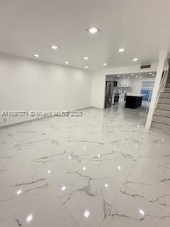 Active With Contract: $3,300 (2 beds, 2 baths, 1220 Square Feet)