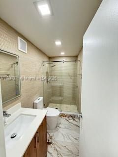Active With Contract: $3,300 (2 beds, 2 baths, 1220 Square Feet)