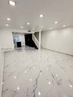 Active With Contract: $3,300 (2 beds, 2 baths, 1220 Square Feet)