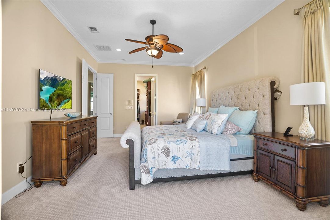 待售: $769,000 (4 贝兹, 3 浴室, 2587 平方英尺)