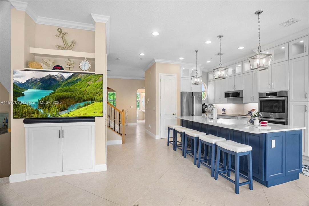 待售: $769,000 (4 贝兹, 3 浴室, 2587 平方英尺)